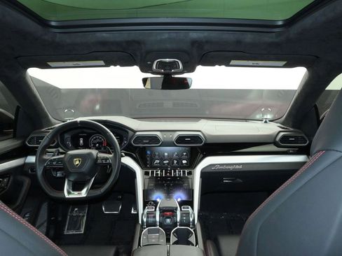 Used 2020 Lamborghini Urus AWD/4WD image 44