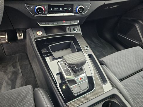 Certified 2025 Audi SQ5 Premium Plus w/ Premium Plus Package image 23