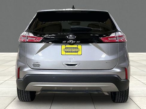 Certified 2024 Ford Edge SEL AWD/4WD image 4