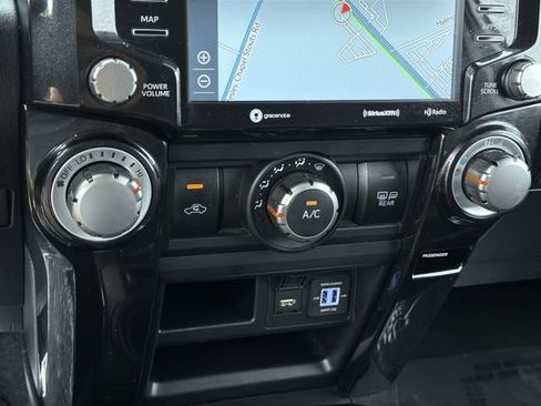 Used 2022 Toyota 4Runner TRD Off-Road Premium w/ Moonroof Package AWD/4WD image 25