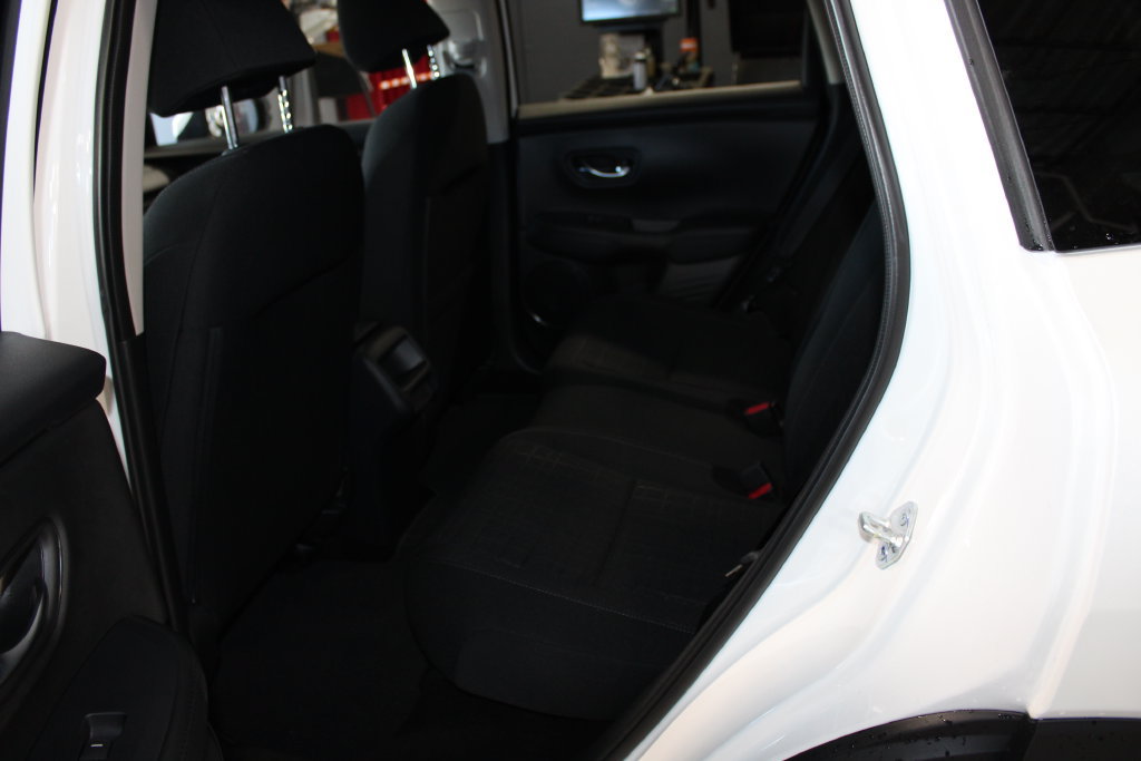 New 2027 Honda HR-V LX image 15