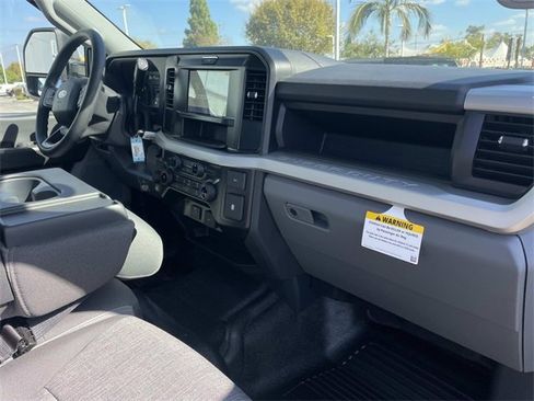 New 2026 Ford F350 XL w/ XL Chrome Package image 24