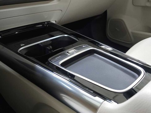 Certified 2026 Mercedes-Benz GLA 250 4MATIC image 34