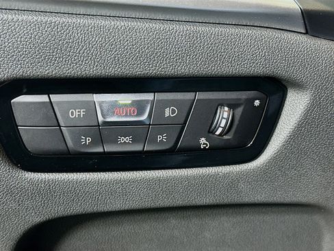 Used 2025 BMW 330i Sedan image 17