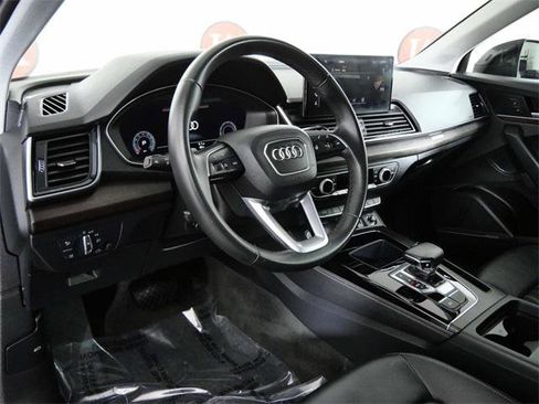 Certified 2023 Audi Q5 2.0T Premium Plus w/ Premium Plus Package image 16