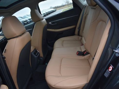 Used 2023 Hyundai Sonata Limited image 19