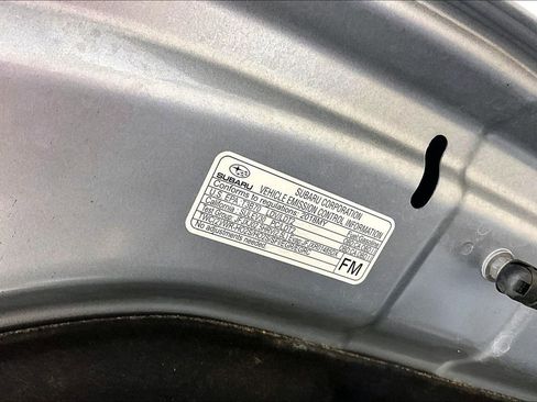 Used 2018 Subaru Outback 2.5i Limited AWD/4WD image 32