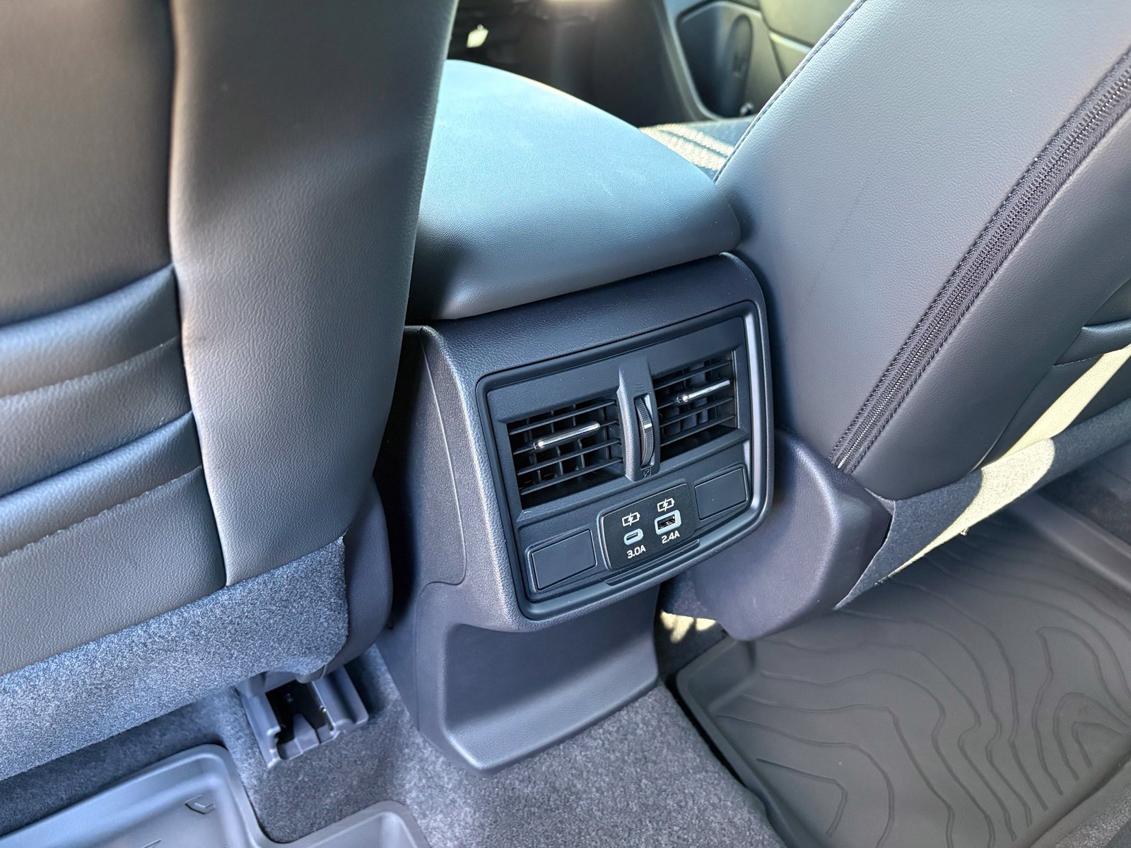 New 2026 Subaru Forester Premium AWD/4WD image 30