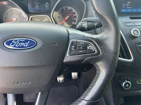 Used 2016 Ford Focus ST FWD image 12