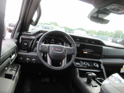 New 2026 GMC Sierra 1500 AT4 w/ AT4 Premium Package AWD/4WD image 16