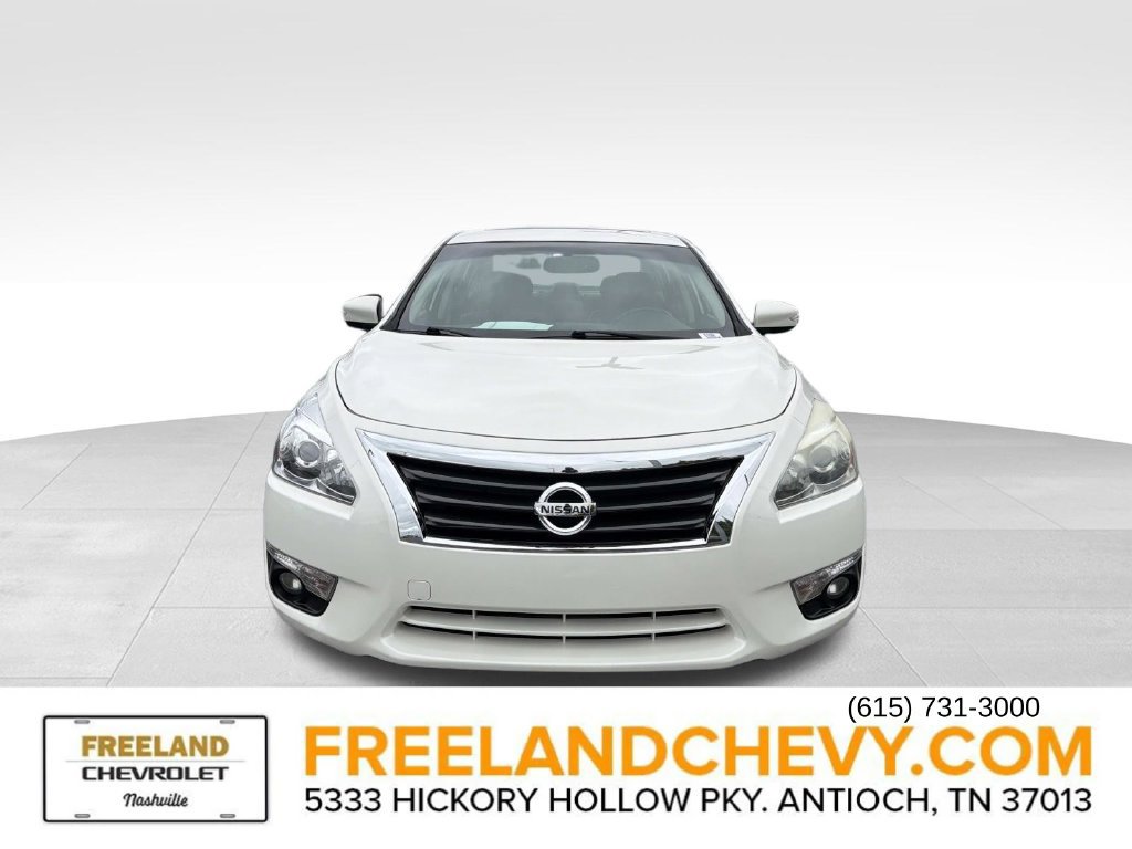 Used 2014 Nissan Altima 2.5 SL w/ Technology Package FWD image 9