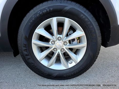 Used 2017 Kia Sorento FWD image 53