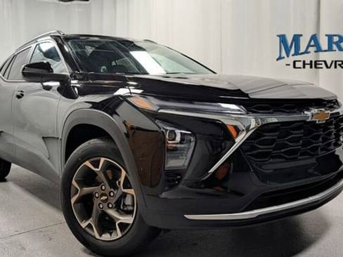 New 2026 Chevrolet Trax LT w/ Driver Confidence Package FWD image 1