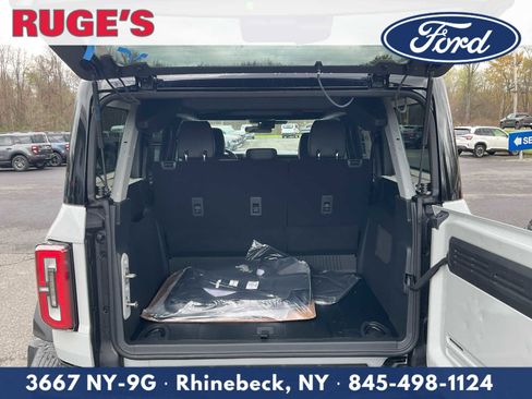 New 2026 Ford Bronco Badlands image 14
