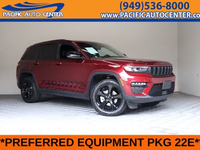 Used 2025 Jeep Grand Cherokee Limited w/ Black Appearance Package