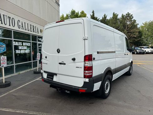 Used 2017 Mercedes-Benz Sprinter 2500 image 17