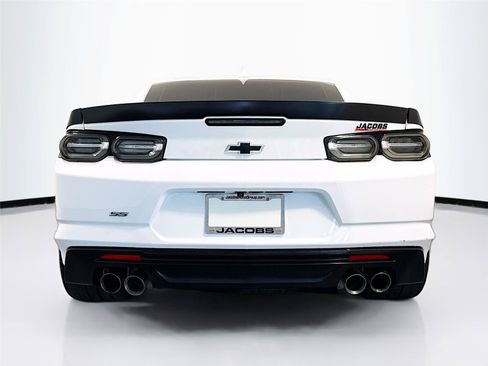 Used 2023 Chevrolet Camaro SS RWD image 7