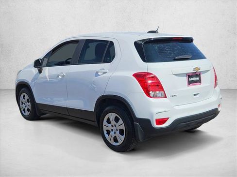 Used 2019 Chevrolet Trax LS w/ LPO, Protection Package FWD image 7