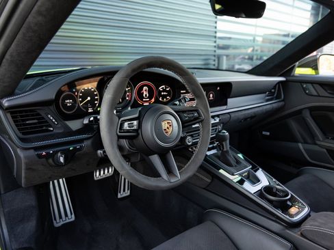 Certified 2022 Porsche 911 GT3 image 4