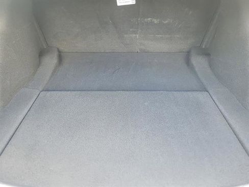 Used 2022 Tesla Model 3 Long Range image 10