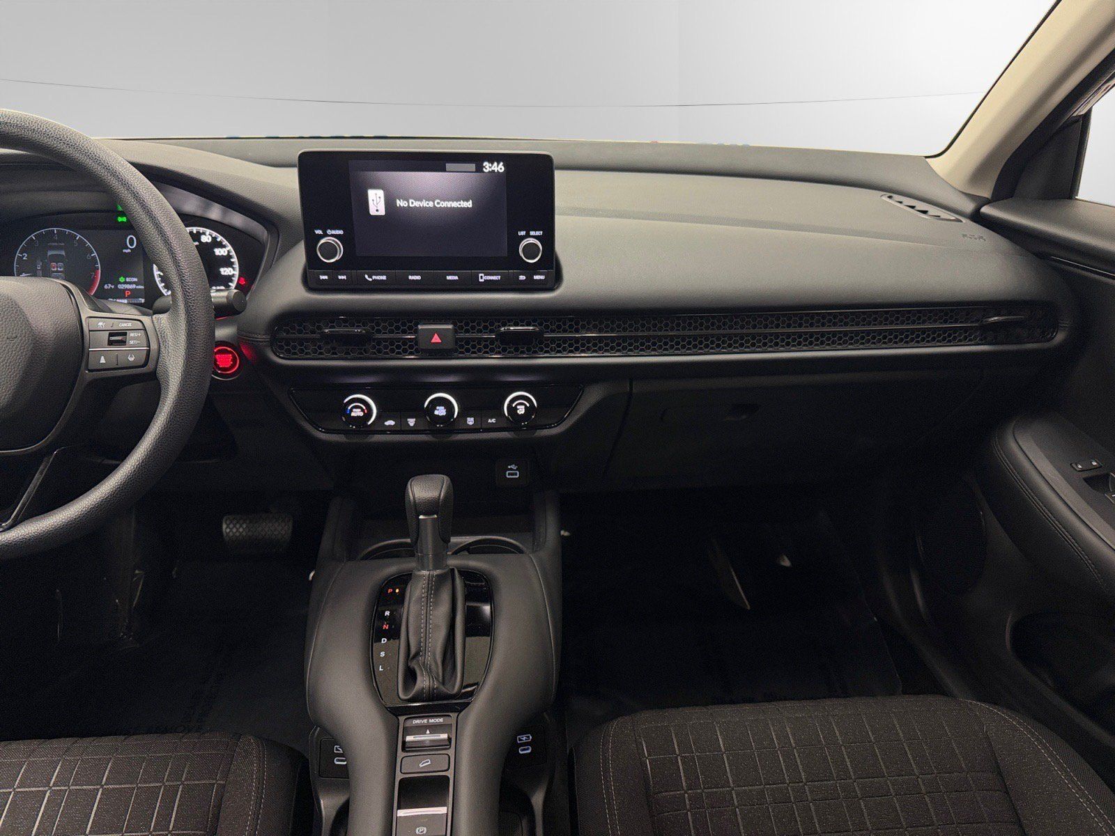 Used 2024 Honda HR-V LX image 11