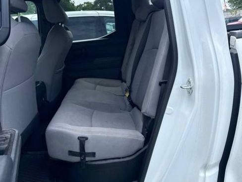 Used 2024 Toyota Tacoma SR5 AWD/4WD image 4