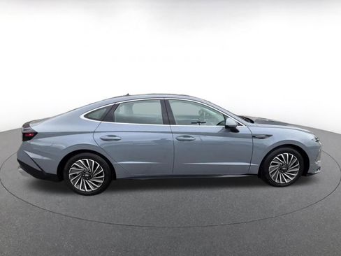 Used 2025 Hyundai Sonata SEL FWD image 22