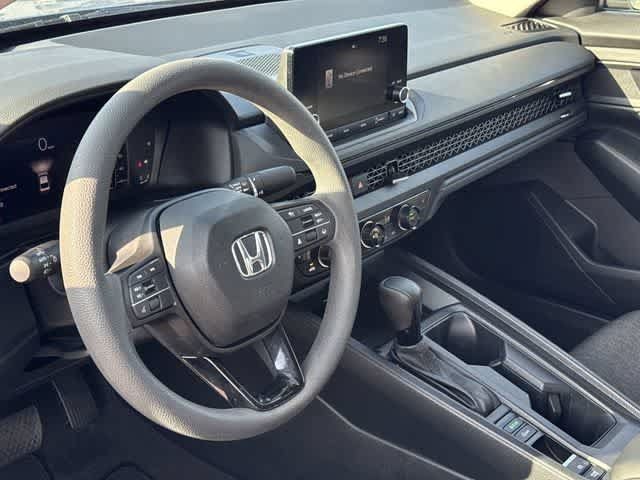 Used 2023 Honda Accord EX image 2