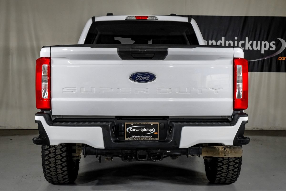 Used 2024 Ford F250 XLT w/ FX4 Off-Road Package AWD/4WD image 10