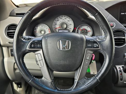 Used 2014 Honda Pilot Touring image 20