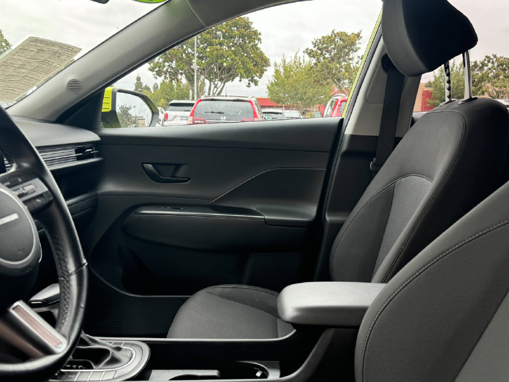 Used 2024 Hyundai Kona SEL AWD/4WD image 13