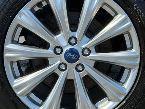 Used 2018 Ford Escape Titanium image 48