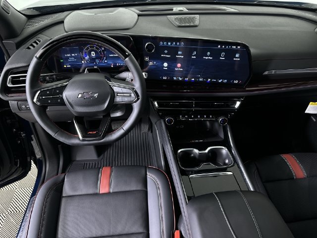 New 2027 Chevrolet Traverse RS w/ LPO, Floor Liner Package FWD image 22
