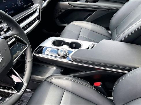 Certified 2024 Cadillac Lyriq Tech w/ LPO, Floor Liner Package AWD/4WD image 18
