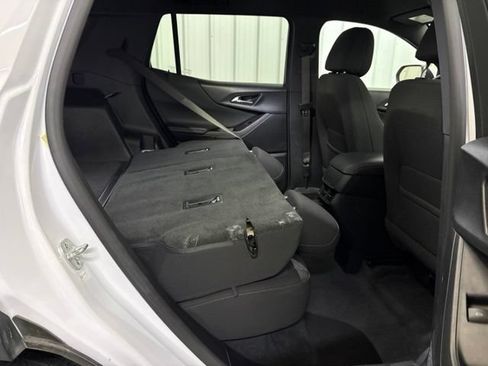 Used 2025 Chevrolet Equinox LT FWD image 17