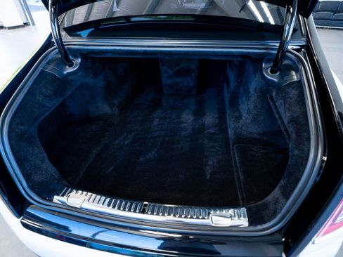 Used 2019 Rolls-Royce Phantom Sedan RWD image 58