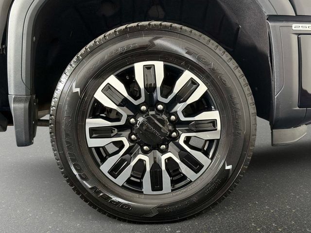 Used 2025 GMC Sierra 2500 Denali Ultimate AWD/4WD image 20