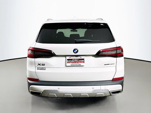 Used 2022 BMW X5 xDrive40i w/ Executive Package AWD/4WD image 6