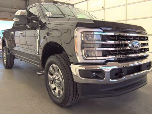 Used 2025 Ford F350 King Ranch w/ Chrome Package image 1