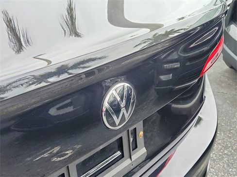 Used 2023 Volkswagen Jetta Sport image 6