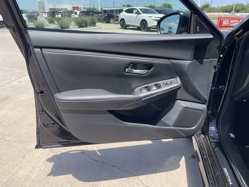 New 2025 Nissan Sentra SR image 13