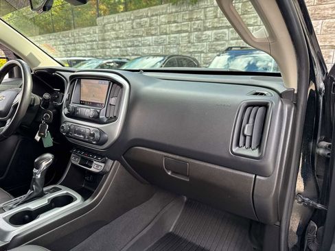 Used 2022 Chevrolet Colorado ZR2 image 9