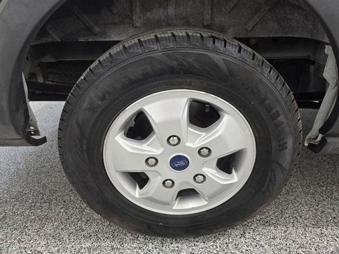 Used 2018 Ford Transit 150 130 Low Roof RWD image 27