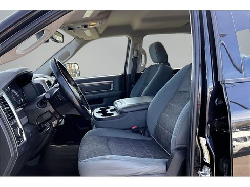 Used 2016 RAM 2500 Big Horn image 21