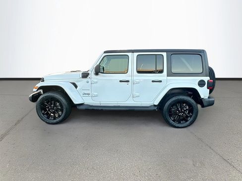 Used 2023 Jeep Wrangler Unlimited Sahara w/ Cold Weather Group image 4