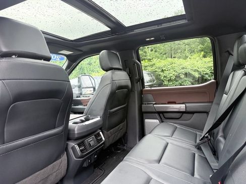 Used 2023 Ford F150 Lariat w/ Equipment Group 502A High AWD/4WD image 23