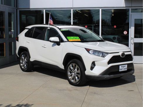 Used 2021 Toyota RAV4 XLE Premium AWD/4WD image 1