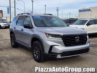 Certified 2025 Honda Pilot TrailSport