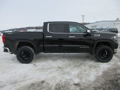 New 2026 GMC Sierra 1500 SLT w/ SLT Convenience Package