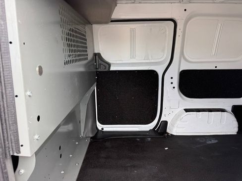 Used 2019 Nissan NV200 SV w/ Navigation Package FWD image 25